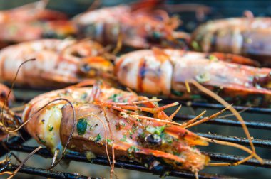 Barbekü karides