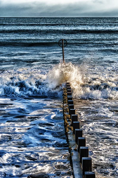 Marea In arrivo sulla spiaggia di Aberdeen, Scozia — Foto Stock