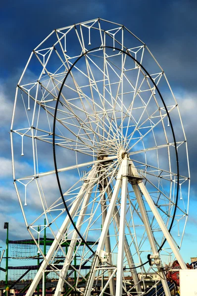 Empty Ferris Wheel — Stock Photo, Image