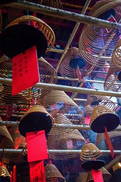 Rökelse kottar i kinesiska tempel — Stockfoto