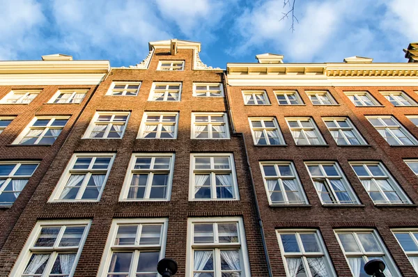 Les façades des maisons d'Amsterdam — Photo