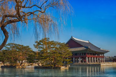 Gyeongbokgung Sarayı Gyeonghoeru Pavyonu