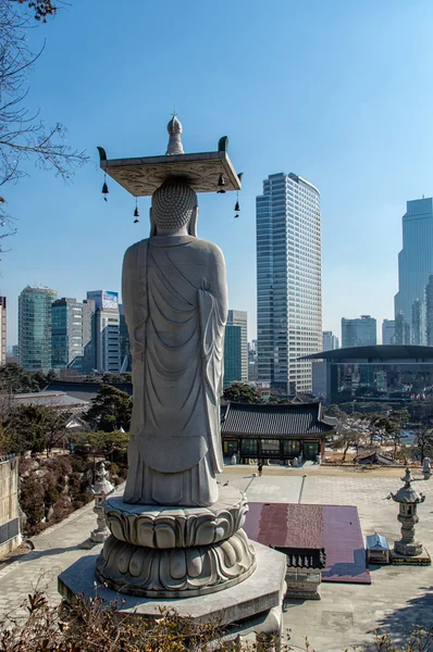 Храм Бонгунса, Сеул, Корея — стоковое фото
