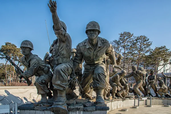 Escultura de las Fuerzas Expedicionarias en el Memorial de Guerra de Corea — Foto de Stock