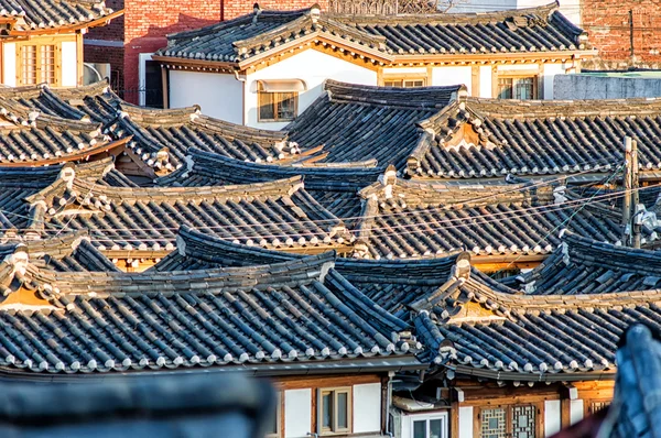 Dettagli del tetto del Bukchon Hanok Village — Foto Stock