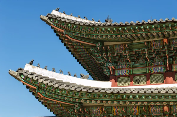 Palácio Coreano Telhado antigo Dancheong — Fotografia de Stock