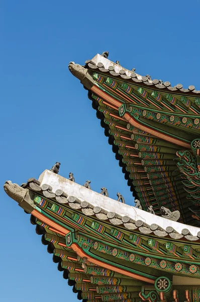 Palácio Coreano Telhado antigo Dancheong — Fotografia de Stock