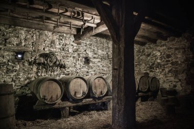Cellar with traditional cider barrels, at the 