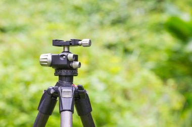 Tripod doğada kapatın