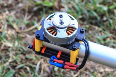 Elektrik motoru küçük bir boyutta