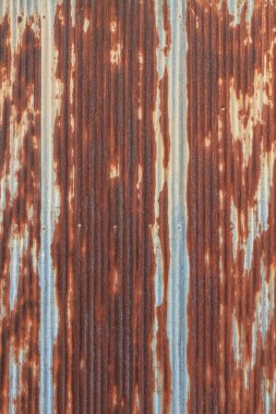 Galvanizli demir çatı plaka paslı