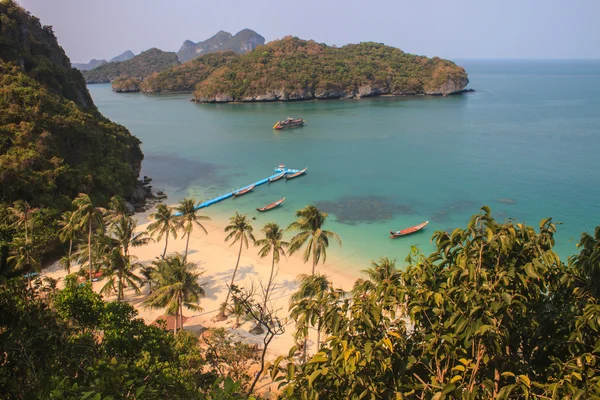 Hermoso mar tropical en verano —  Fotos de Stock