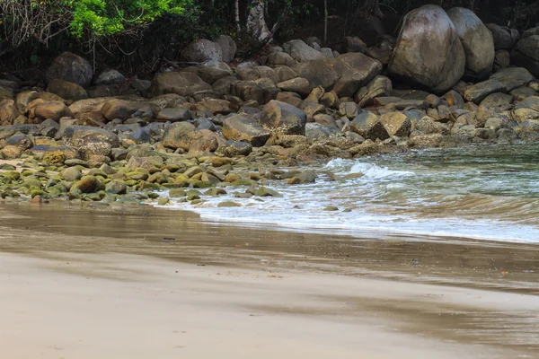 Beautiful tropical sea in summer — Stock Photo, Image