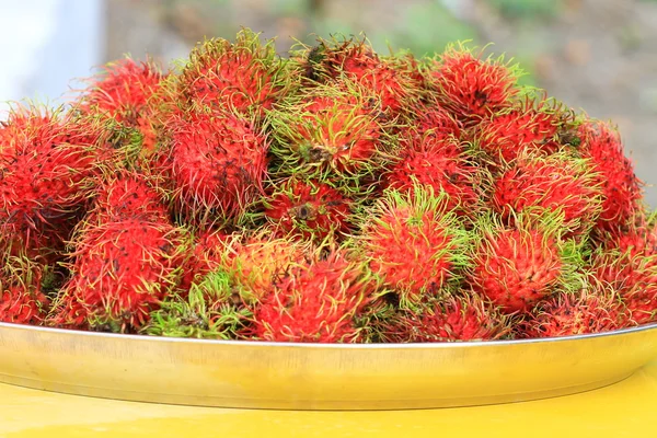 Rambutan från ekologisk trädgård — Stockfoto