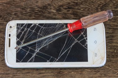 kırık ekran ile Smartphone