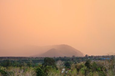 Doğal arka planlar fırtınalı gökyüzü