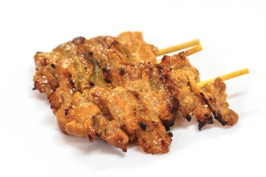 beyaz üzerine ızgara domuz