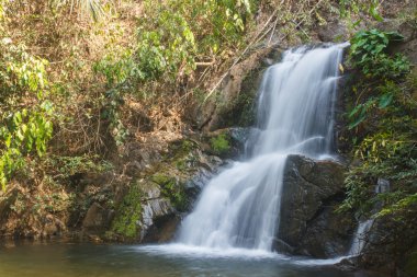 Thor Thip şelale Tay Milli Parkı içinde