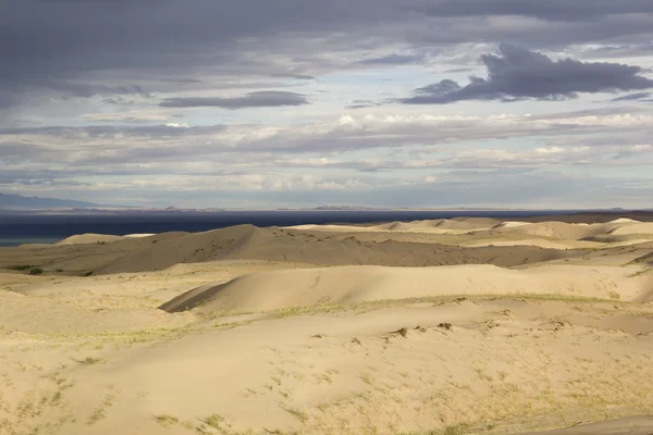 Zandduinen. Gobi-woestijn, Mongolië. — Stockfoto