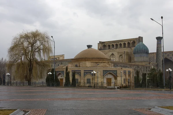 Edificio histórico domo comercial Chorsu en Samarcanda, Uzbekistán —  Fotos de Stock