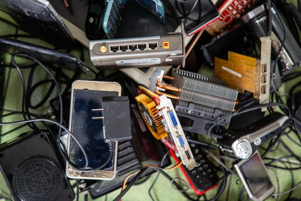 Montón Productos Electrónicos Surtidos Waste — Foto de Stock
