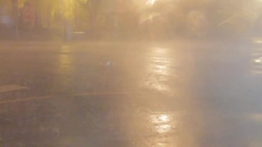 şiddetli yağmur ve Rüzgar sırasında tayfun