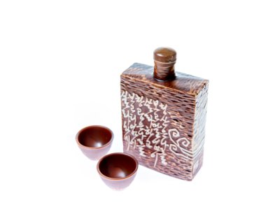 Soju sürahi ile iki gözlük