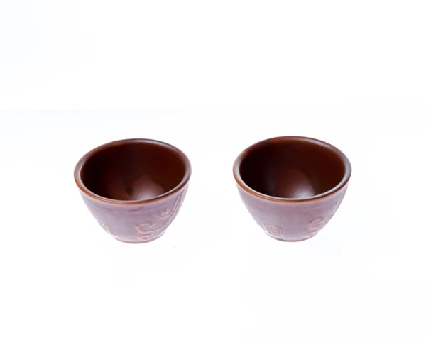Dois pequenos saquê ou óculos soju no fundo branco — Fotografia de Stock