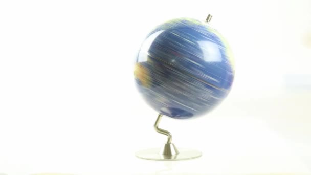 Wereld globe spinnen — Stockvideo