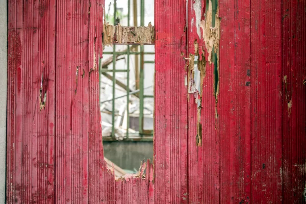 Close-up of broken wooden door — Stock Photo, Image
