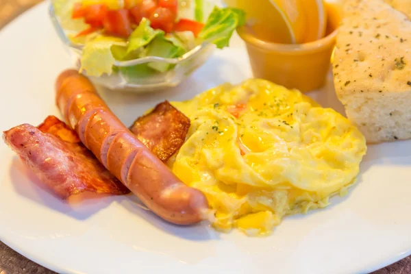 Bacon and egg breakfast — Stock Photo, Image