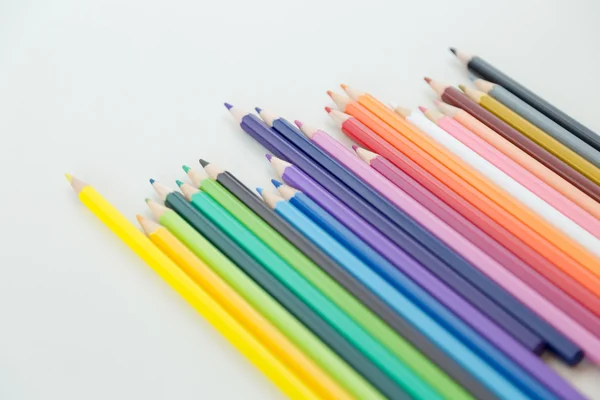 行的彩色铅笔蜡笔 — 图库照片