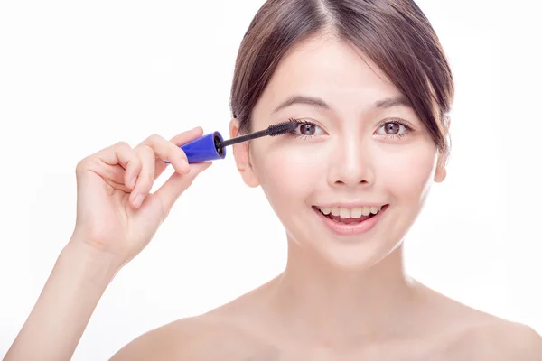 Asiatische weibliche Anwendung Mascara — Stockfoto