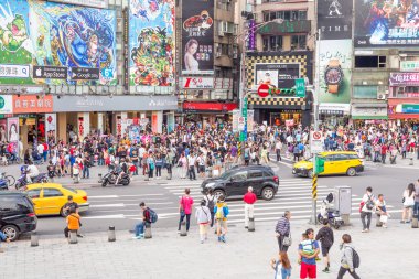 Kalabalık Ximending bölgesinde, Taipei