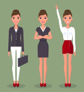 İş kadını farklı pozlar vermiş. Resmi giyinmiş genç, narin bir kadın.