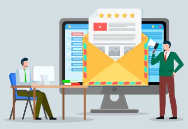 Müşteri edinme planları geliştiriyorum. İş adamları arama ve müşteri çekme stratejilerini tartıştılar