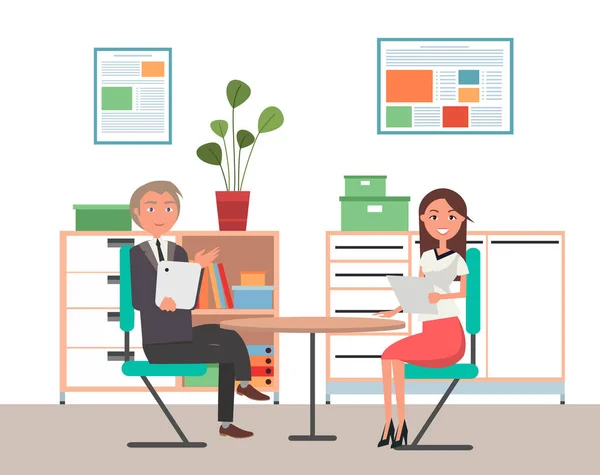 Hombre y mujer de negocios se sientan a la mesa, trabajan juntos, negocian, colegas en la reunión — Archivo Imágenes Vectoriales