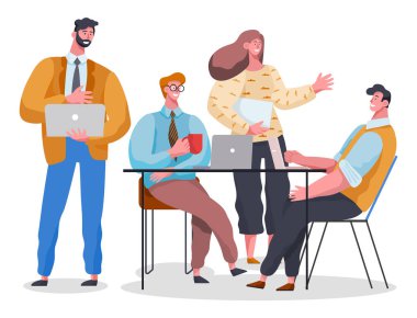 Ofis çalışanları meseleleri tartışıyor. İş toplantısı ve iş meselelerinin değerlendirilmesi