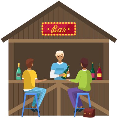 Kahve içip sokak kafesinde yemek yemek. Arkadaş toplantısı. Şehirde kalabalık bir açık hava restoranı ya da bar