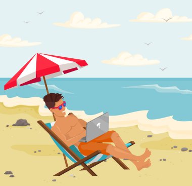 Sun Lounger 'daki meşgul adam uzaktan bilgisayarla çalışıyor. Otelde serbest çalışan ve bronzlaşan bir adam.