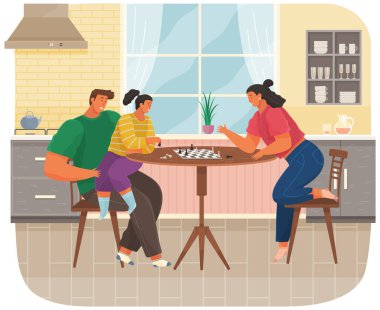 Satranç oynayan neşeli bir aile. Oyun oynayan aileler ve çocuklar mutfakta vakit geçiriyorlar.