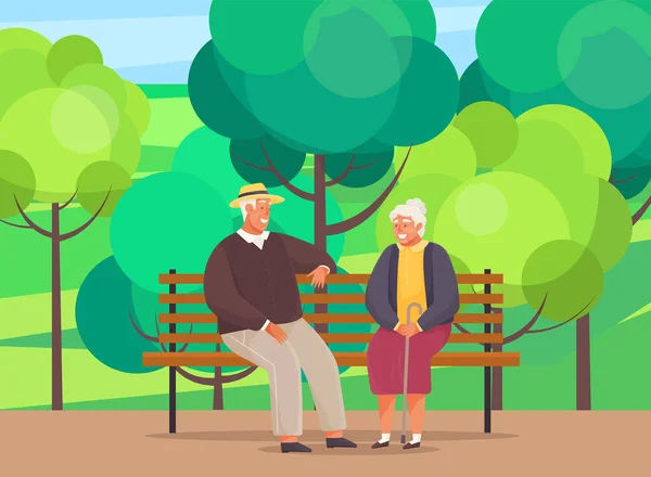 Oude vrouw en man rusten en zitten op een bankje in het park. Vergadering van gepensioneerden uit verpleeghuis — Stockvector