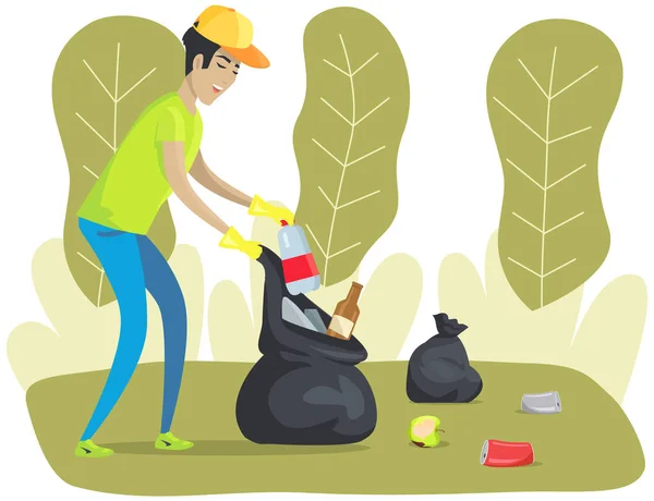 El personaje masculino limpia la basura en el parque verde. Mantener el bosque limpio de escombros y basura — Vector de stock