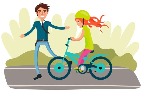 정장을 입은 남자는 딸에게 자전거타는 법을 가르친다. 자전거타기 용 헬멧을 쓴 여자 캐릭터 — 스톡 벡터