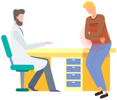 Gastroenterolog karın ağrısı olan hastaya danışıyor. Muayene sırasında karın ağrısı çeken bir adam.