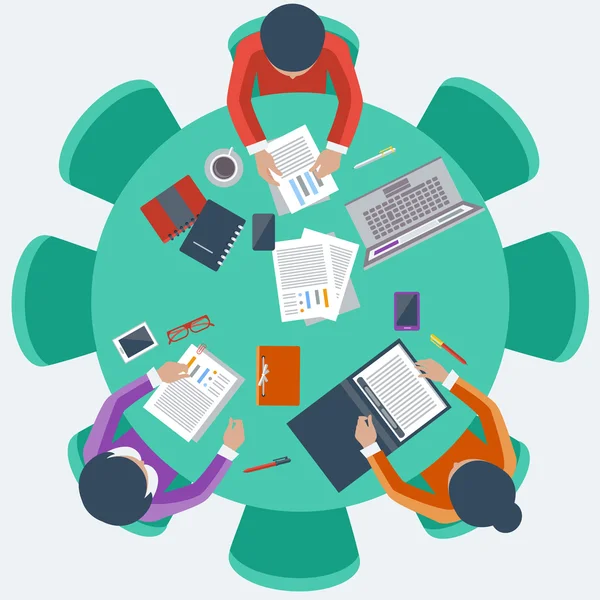 Ofis çalışanları toplantı ve beyin fırtınası