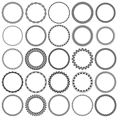 Afrika Dekoratif Süslü Yuvarlak Sınır Çerçeveleri Koleksiyonu. Eski etiket tasarımları için ideal.