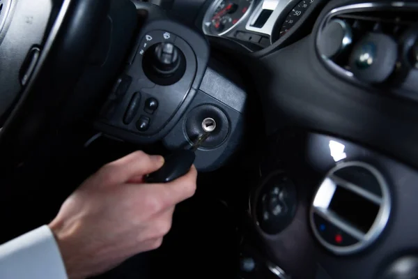 Close Male Hand Putting Ignition Key Ignition Starting Car Engine —  Fotos de Stock