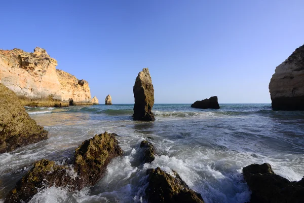 Creek ledade i Portugal — Stockfoto