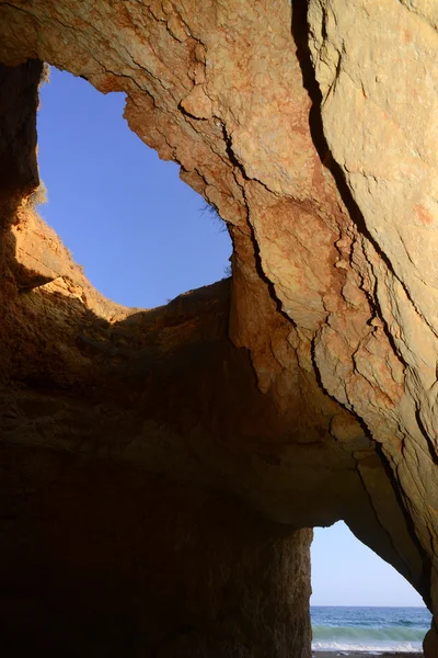 Grotten op de westkust van Portugal — Stockfoto